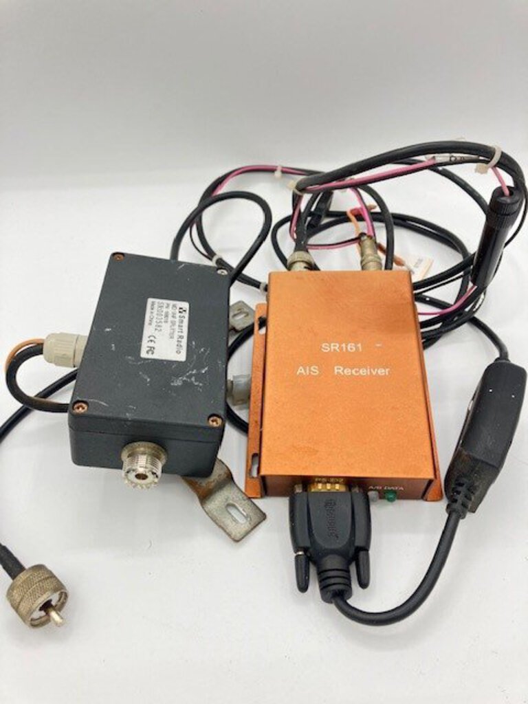 Smart Radio AIS Receiver & Splitter